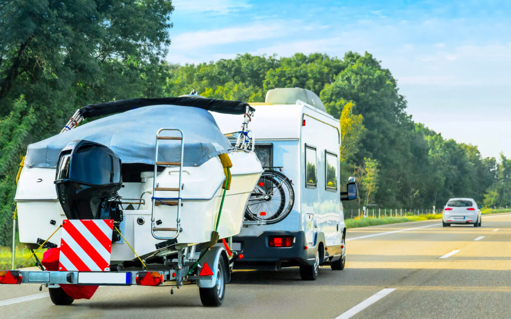 If you own an RV, you can bundle this type of insurance with your home and auto policies. Bundling your RV insurance can lead to significant savings on your premiums.
